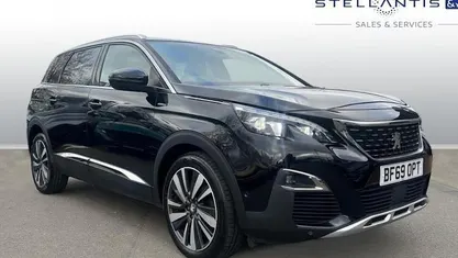 Used Peugeot 5008 Premium 131 HP (96 kW) 2020 SUV