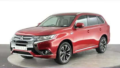 Used Mitsubishi Outlander P-HEV 203 HP (149 kW) 2018 Red Estate