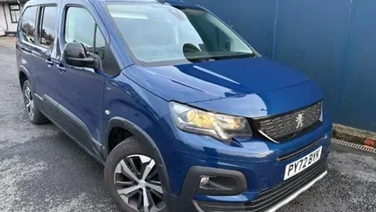 Used Peugeot Rifter GT 131 HP (96 kW) 2022 Blue MPV