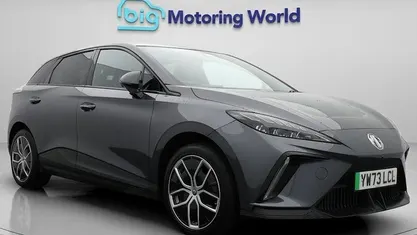 Used MG MG4 EV Trophy 150 kW (204 HP) 2025 Hatchback