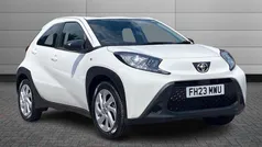 White Used 2023 Toyota Aygo PURE Hatchback | £12,499 (Fair price)