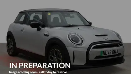Used 2023 Mini Cooper Level 1 Hatchback | £12,500 (Fair price)