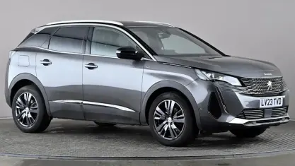 Usado Peugeot 3008 GTi 131 CV (96 kW) 2023 Gris SUV