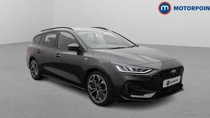 Used 2024 Ford Focus ST-Line X Estate | £19,699 (Fair price)