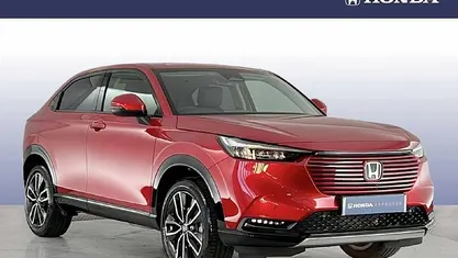Crystal red Used 2023 Honda HR-V Advance SUV | £24,295 (Fair price)