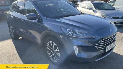 Used Ford Kuga Titanium 120 HP (88 kW) 2020 Blue SUV