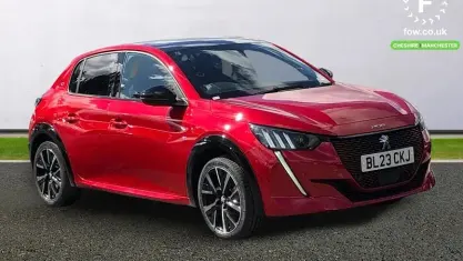 Gebraucht Peugeot e-208 GTi 100 kW (136 PS) 2023 Rot Kleinwagen