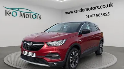 Used Vauxhall Grandland X SRi 131 HP (96 kW) 2020 Red SUV