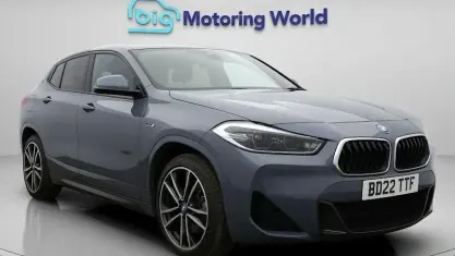 Begagnad BMW X2 M Sport 221 HK (162 kW) 2022 Grå SUV
