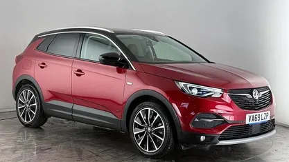 Red Used 2020 Vauxhall Grandland X Ultimate SUV | £15,200 (Fair price)