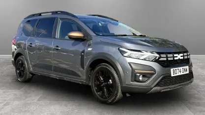 Used Dacia Jogger Extreme 141 HP (103 kW) 2024 Grey MPV