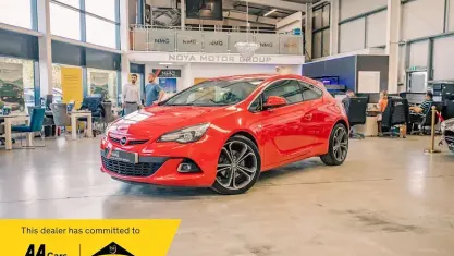 Used Vauxhall Astra GTC Edition 120 HP (88 kW) 2018 Red Coupe