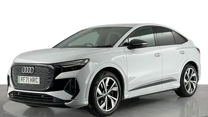 Used Audi Q4 Sportback e-tron Comfort 150 kW (204 HP) 2022 White SUV