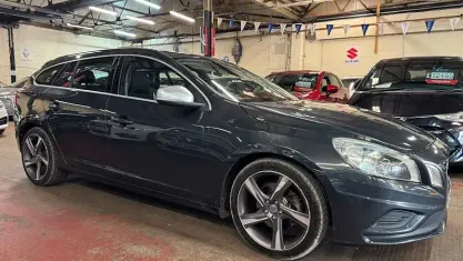 Used Volvo V60 R-Design 114 HP (83 kW) 2012 Grey Estate