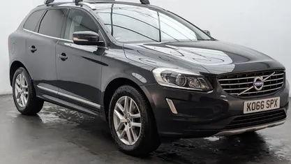 Used 2017 Volvo XC60 SE Lux SUV | £14,550 (Fair price)