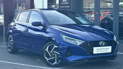 Używany Hyundai i20 Premium 101 KM (74 kW) 2023 Niebieski Hatchback