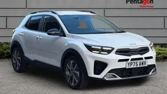 Premium paint white pearl New 2025 Kia Stonic 4 SUV | £22,995 (Fair price)