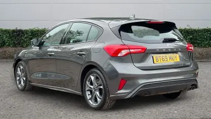 Used Ford Focus ST-Line 125 HP (91 kW) 2019 Grey Hatchback