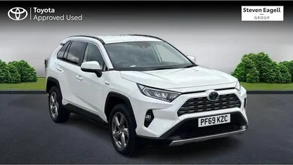 Used 2025 Toyota RAV4 Design Estate | £25,599 (Super price)
