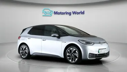 Used VW ID.3 Pro 106 kW (145 HP) 2022 Silver Hatchback