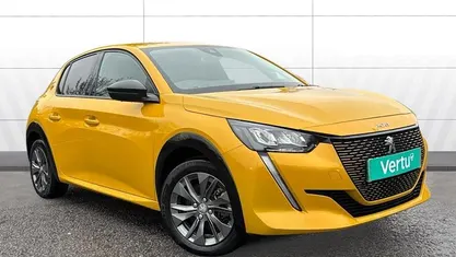 Used Peugeot e-208 Allure+ 100 kW (136 HP) 2023 Hatchback