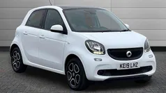 White Used 2019 Smart ForFour Prime Hatchback | £6,490 (Fair price)