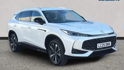 Used MG HS Trophy 170 HP (125 kW) 2024 Solid  white pearl SUV