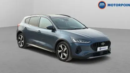 Used Ford Focus Active 125 HP (91 kW) 2023 Blue Hatchback