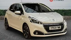 Used 2018 Peugeot 208 Hatchback | £6,650 (Fair price)
