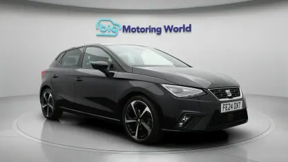 Używany Seat Ibiza FR Sport 116 KM (85 kW) 2024 Czarny Hatchback