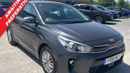 Begagnad Kia Rio 84 HK (61 kW) 2020 Halvkombi