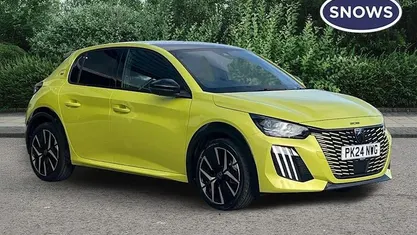 Used Peugeot 208 GT 102 HP (75 kW) 2024 Agueda yellow Hatchback