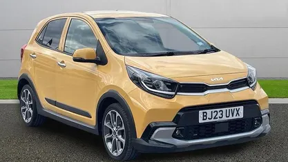 Used Kia Picanto X-Line 67 HP (49 kW) 2023 Yellow Hatchback