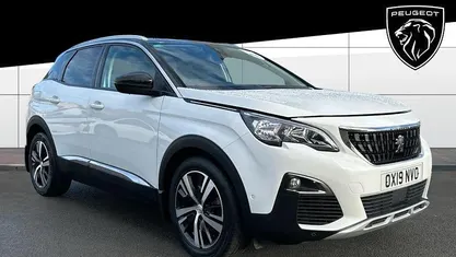 Used 2019 Peugeot 3008 Allure Estate | £11,430 (Fair price)