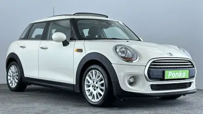 Used Mini ONE Hatch 102 HP (75 kW) 2016 White Hatchback