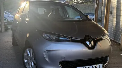 Used 2015 Renault Zoe Dynamique Hatchback | £4,295 (Fair price)