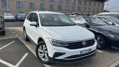 White Used 2023 VW Tiguan Life SUV | £21,299 (Fair price)