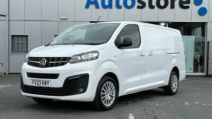 Usado Vauxhall Vivaro 145 HP (106 kW) 2023 Monovolume
