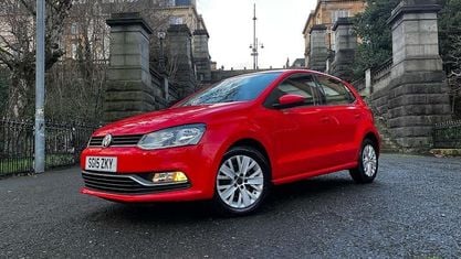Używany VW Polo SE 60 KM (44 kW) 2015 Czerwony Hatchback