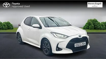Used Toyota Yaris Hybrid Design 116 HP (85 kW) 2025 Hatchback