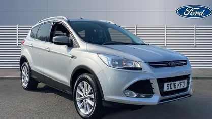 Usado Ford Kuga Titanium 150 HP (110 kW) 2016 SUV