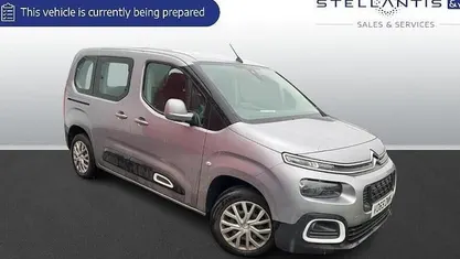 Used Citroën Berlingo Feel 110 HP (80 kW) 2023 MPV