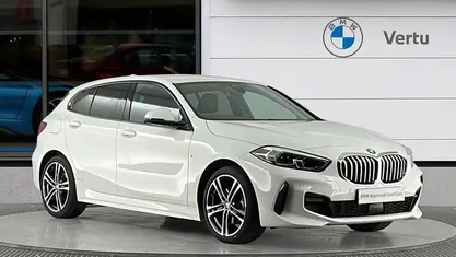 Used BMW 118 M Sport 140 HP (102 kW) 2023 White Hatchback