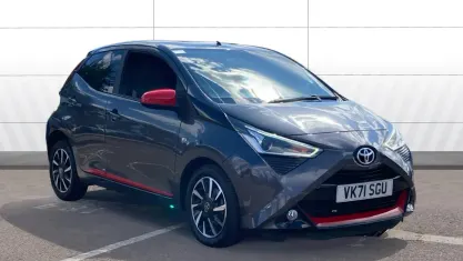 Used Toyota Aygo Trend 72 HP (52 kW) 2021 Grey Hatchback