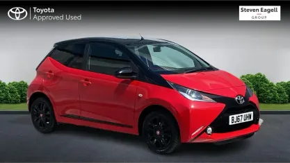Used Toyota Aygo X-cite 69 HP (50 kW) 2017 Red Hatchback