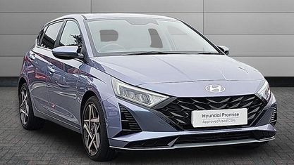 Używany Hyundai i20 Ultimate 101 KM (74 kW) 2024 Niebieski Hatchback