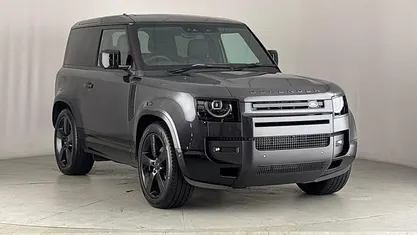 Used 2025 Land Rover Defender SE Dynamic Estate | £67,515 (Good price)