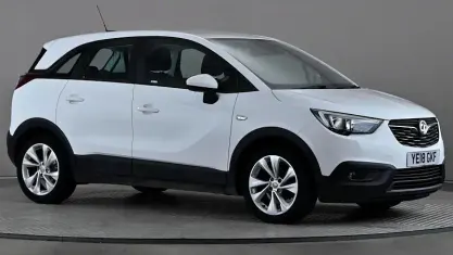 Used Vauxhall Crossland X 82 HP (60 kW) 2018 White SUV
