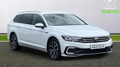 Used VW Passat GTE 218 HP (160 kW) 2023 White Estate