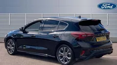 Black Used 2022 Ford Focus ST-Line Hatchback | £15,500 (Fair price)